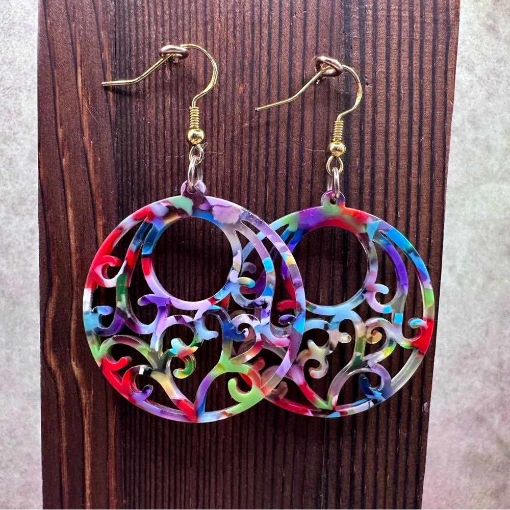 Multicolor Filigree Round Dangle Earrings